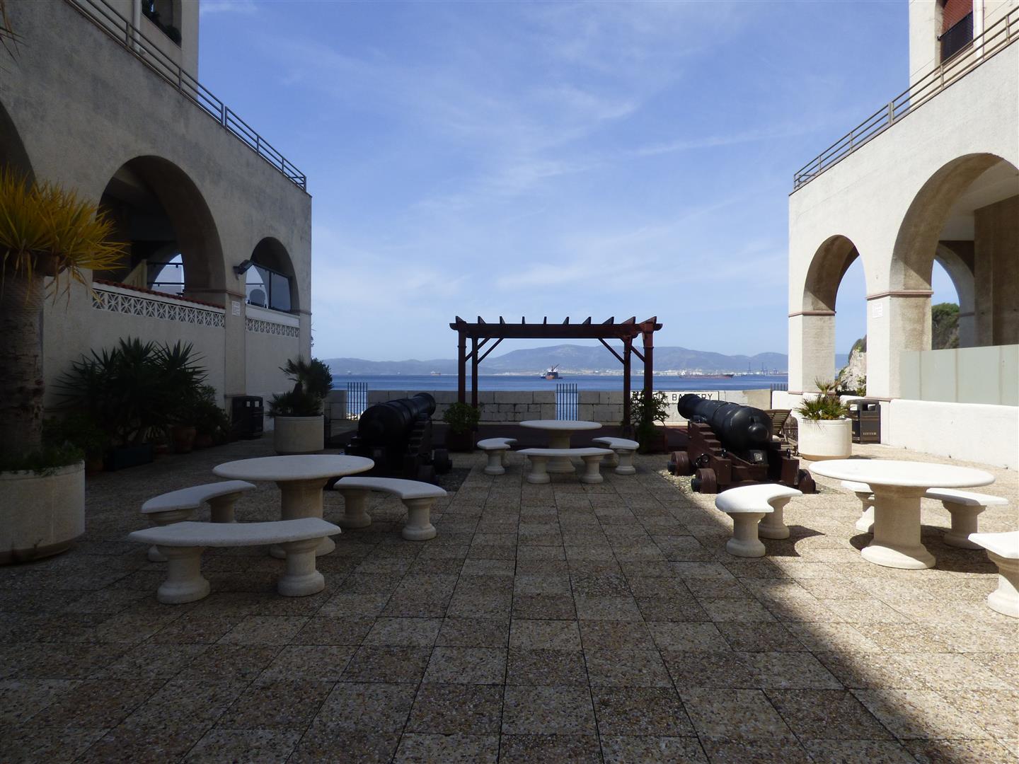 Image of Apartment - 3 Bedrooms - 1 Bathrooms for Sale in Rosia Plaza-Gibraltar, Image 20